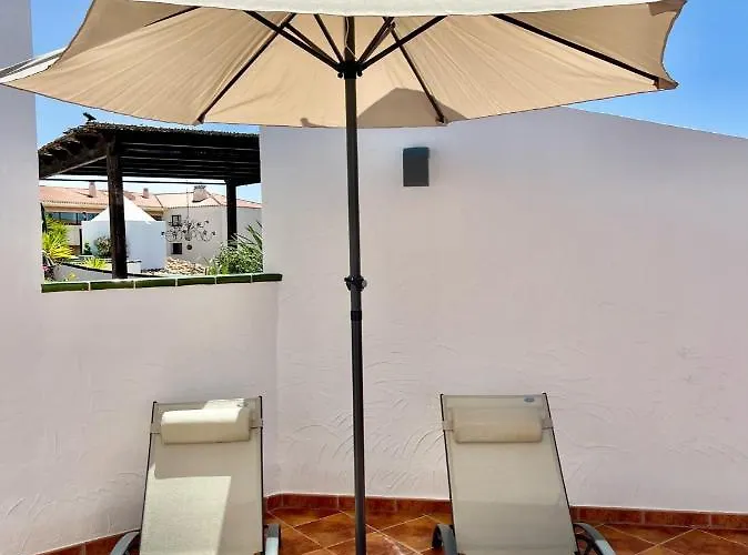 Ap387 Alcazaba South View