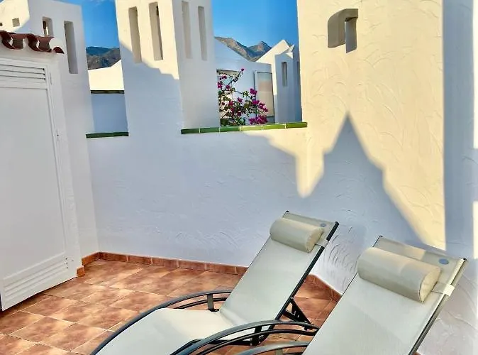 Ap387 Alcazaba South View *