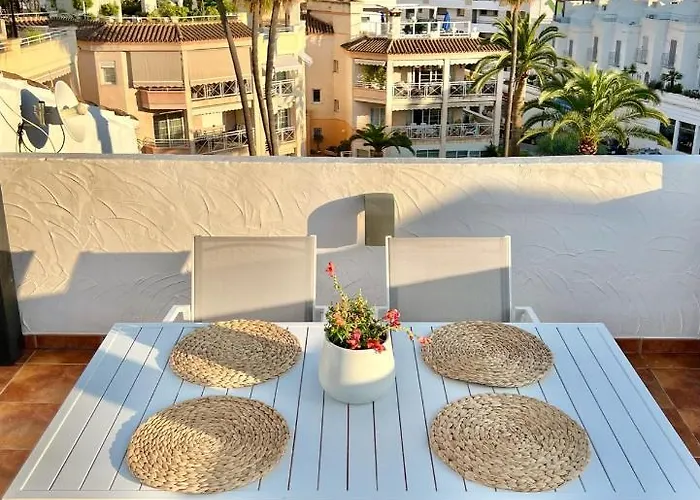 Ap387 Alcazaba South View